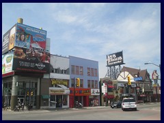 Clifton Hill, downtown Niagara Falls 47